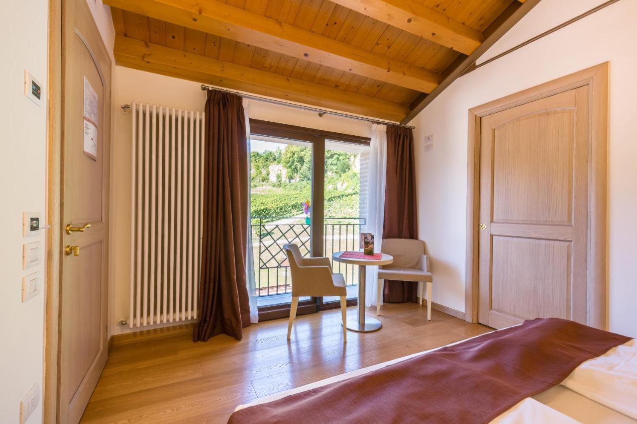 Tenuta Sant'Eufemia San Pietro Di Feletto Kültér fotó