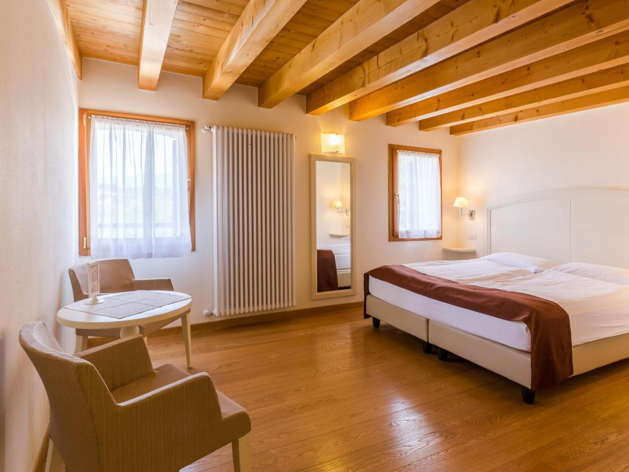 Tenuta Sant'Eufemia San Pietro Di Feletto Kültér fotó